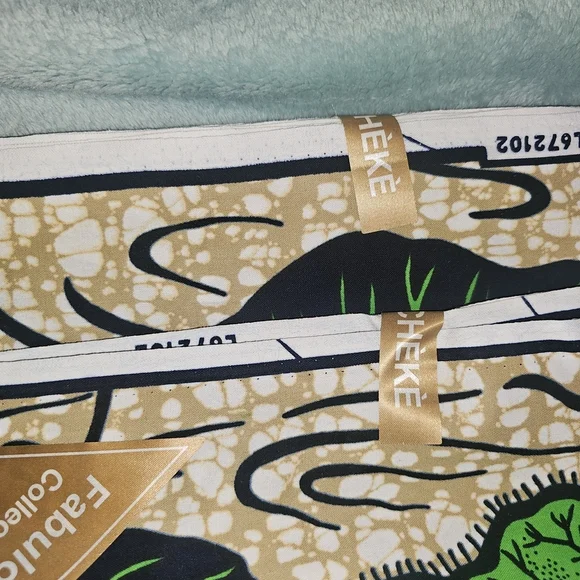 Green and Purple Fabric - Picture 7 of 10